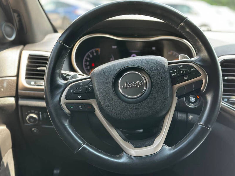 2017 Jeep Grand Cherokee Laredo