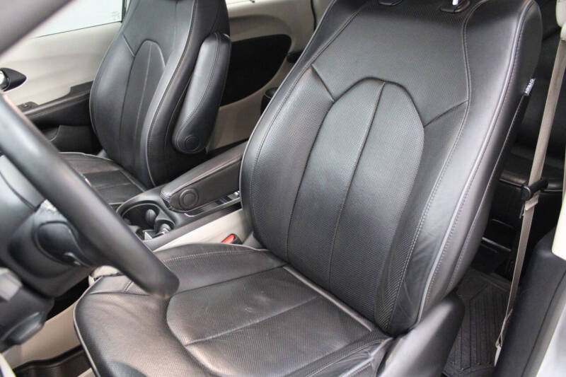 2020 Chrysler Pacifica Limited