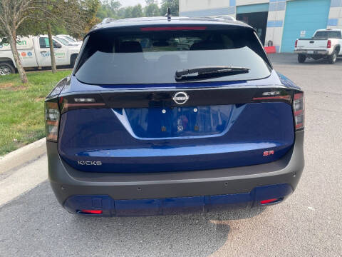 2026 Nissan Kicks SR