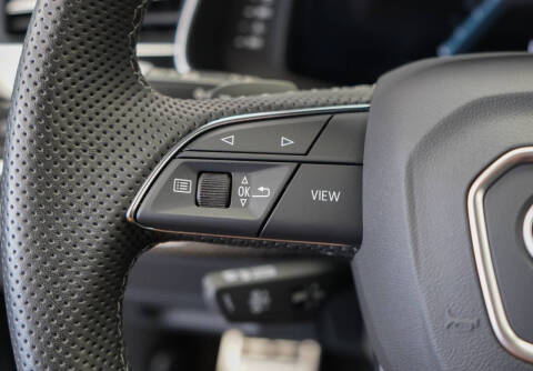 2023 Audi SQ8 4.0T quattro Premium Plus