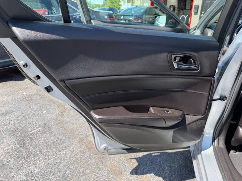 2017 Acura ILX w/Tech