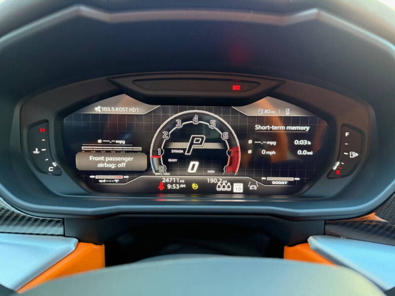 2023 Lamborghini Urus S