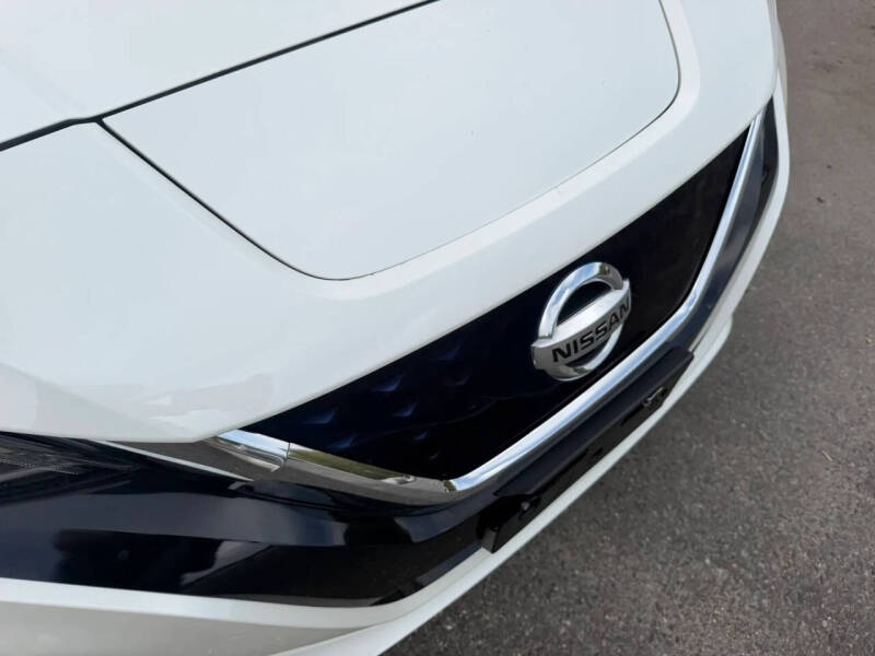 2022 Nissan LEAF SV
