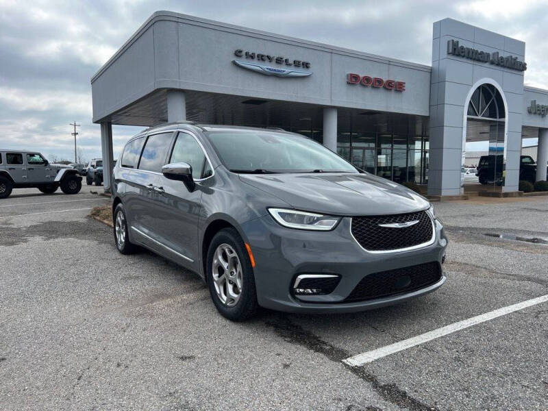 2023 Chrysler Pacifica for sale at CAR-MART in Union City TN