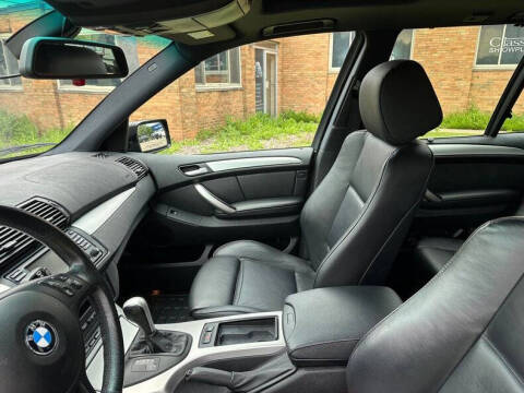 2003 BMW X5 4.6is