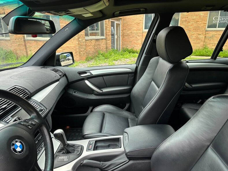 2003 BMW X5 4.6is