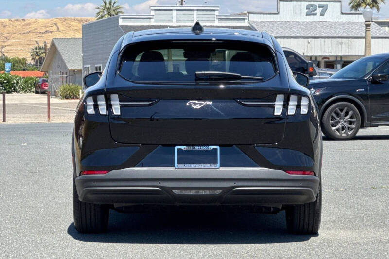 2026 Ford Mustang Mach-E Select