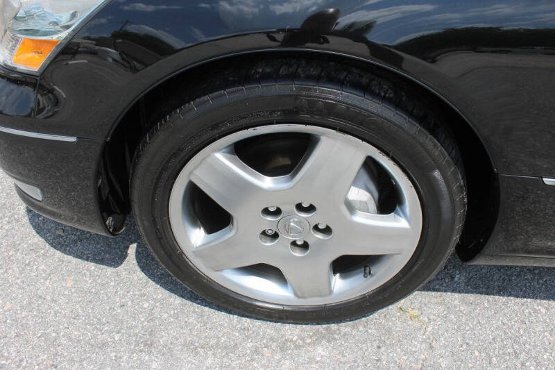 2004 Lexus LS 430