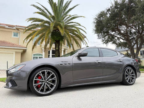 2022 Maserati Ghibli Modena