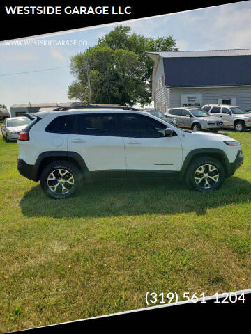 2015 Jeep Cherokee for sale at WESTSIDE GARAGE LLC in Keokuk IA