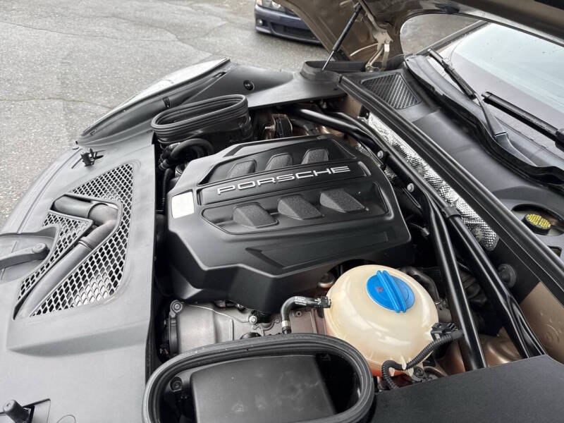 2017 Porsche Macan GTS