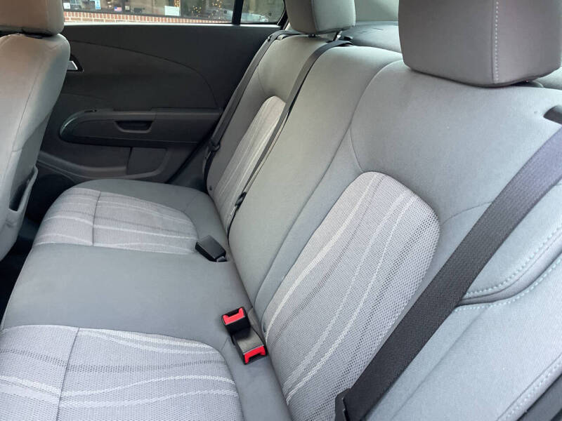 2014 Chevrolet Sonic LT Auto