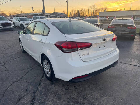 2017 Kia Forte LX