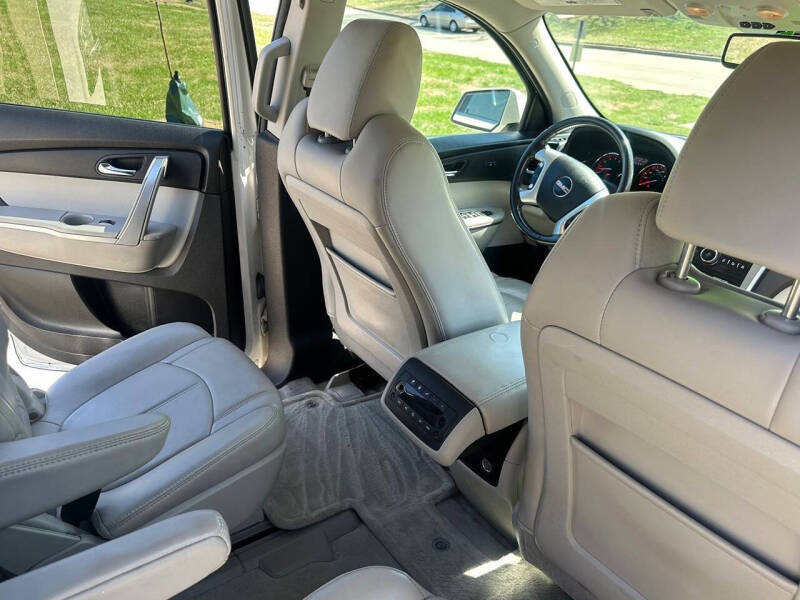 2010 GMC Acadia SLT-2