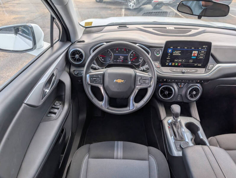 2025 Chevrolet Blazer LT