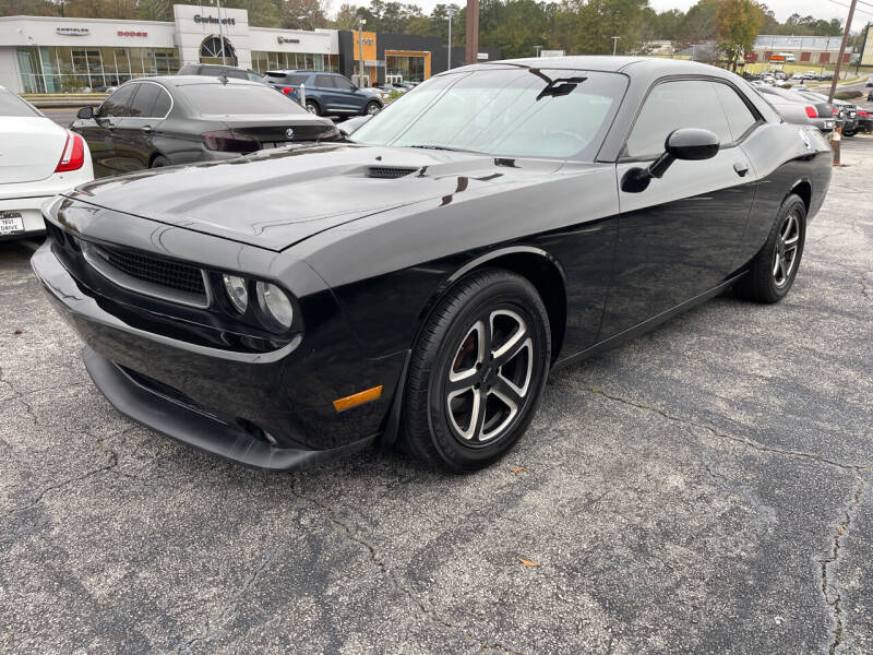 2014 Dodge Challenger for sale at United Luxury Motors in Stone Mountain GA