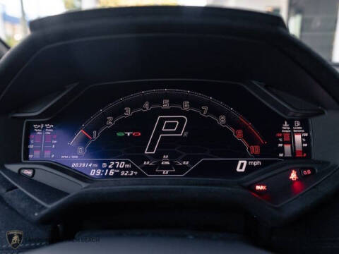 2024 Lamborghini Huracan STO