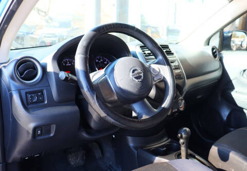 2012 Nissan Versa 1.6 SV