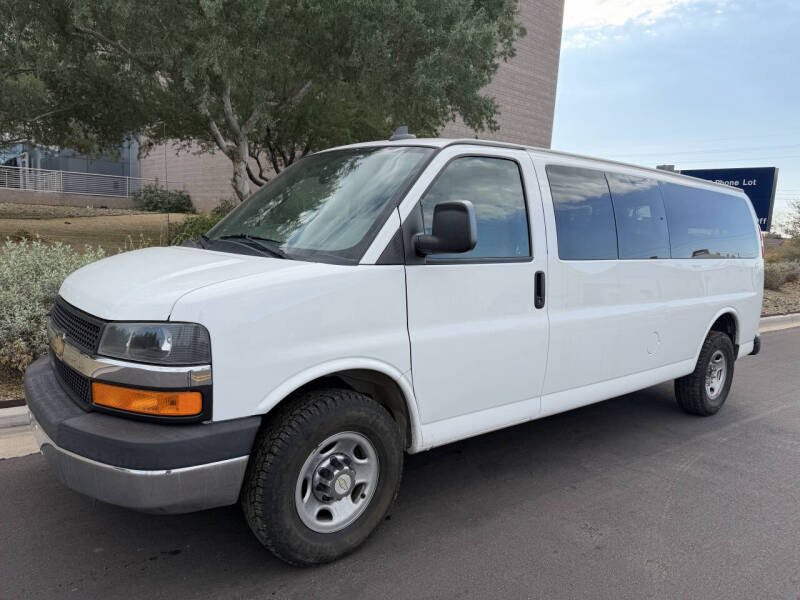 2016 Chevrolet Express Passenger LS