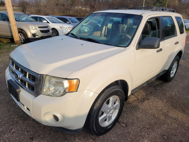 2011 Ford Escape for sale at QUICK SALE AUTO in Mineola TX
