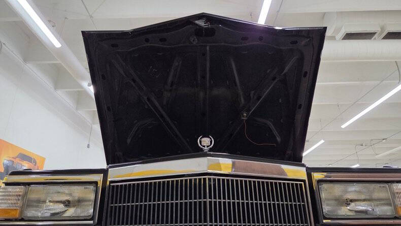 1990 Cadillac Brougham
