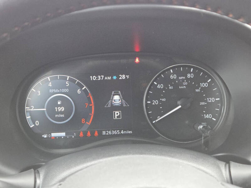 2023 Nissan Kicks SR