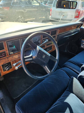 1987 Lincoln Town Car Signature