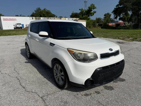 2015 Kia Soul +