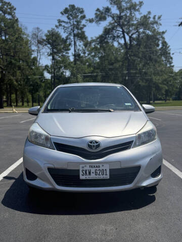 2014 Toyota Yaris 5-Door LE