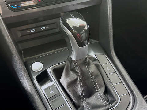 2022 Volkswagen Tiguan SE 4Motion