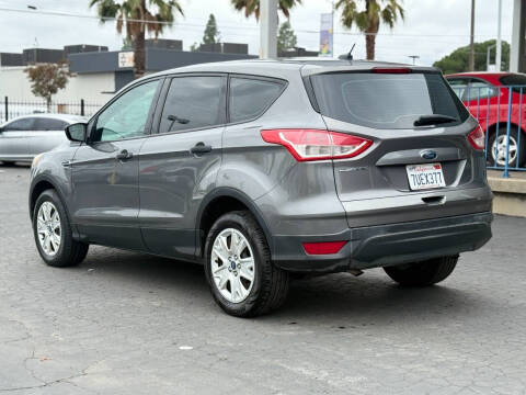 2013 Ford Escape S