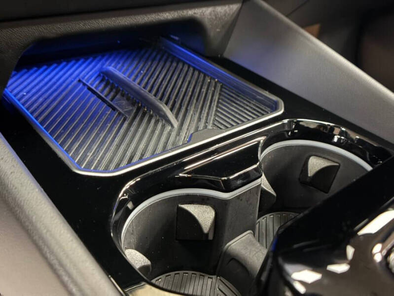 2025 BMW 5 Series 530i xDrive