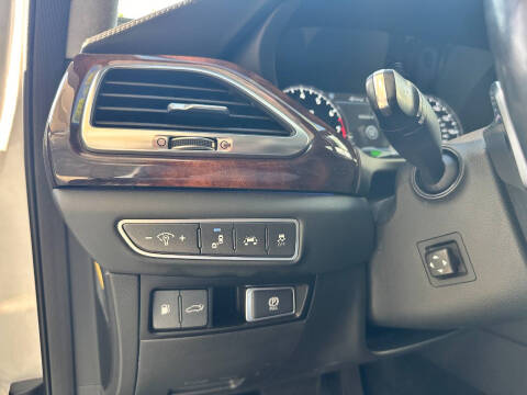 2017 Genesis G90 5.0 Ultimate