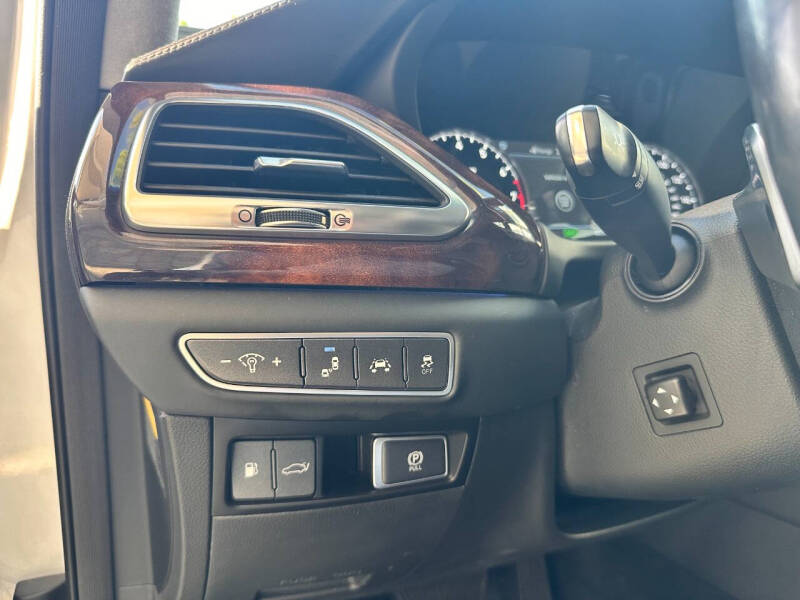 2017 Genesis G90 5.0 Ultimate