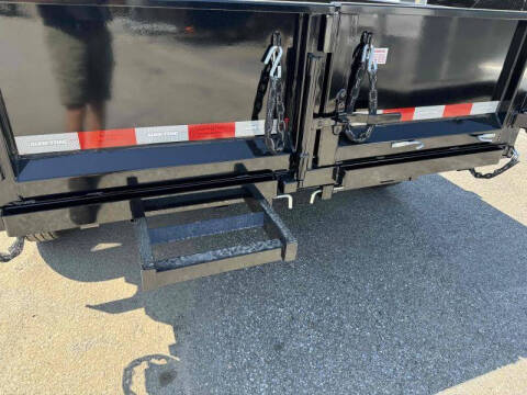 2024 Sure-Trac ST7210D1R-B-070