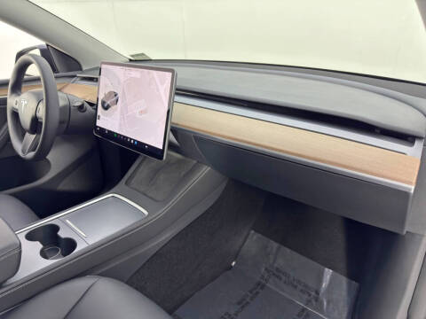 2024 Tesla Model Y Performance