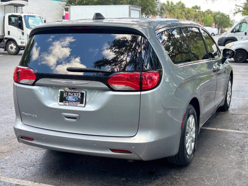 2019 Chrysler Pacifica L