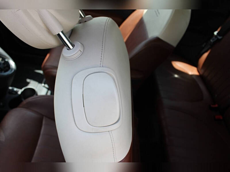 2015 FIAT 500c Lounge