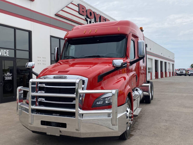 2025 Freightliner Cascadia