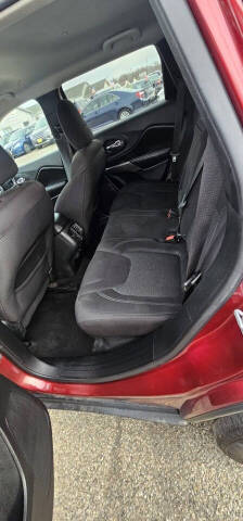 2019 Jeep Cherokee Latitude