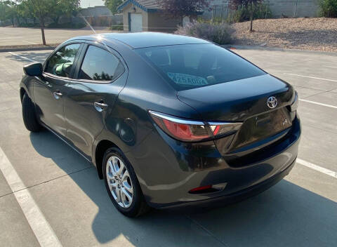 2017 Toyota Yaris iA