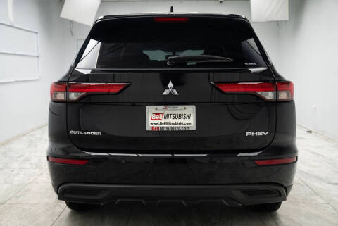 2026 Mitsubishi Outlander ES