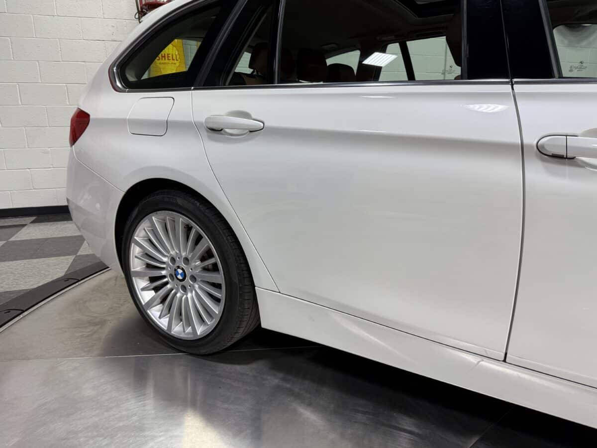 2014 BMW 3 Series 11