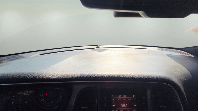 2017 Dodge Challenger SXT