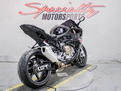 2022 BMW S 1000 RR