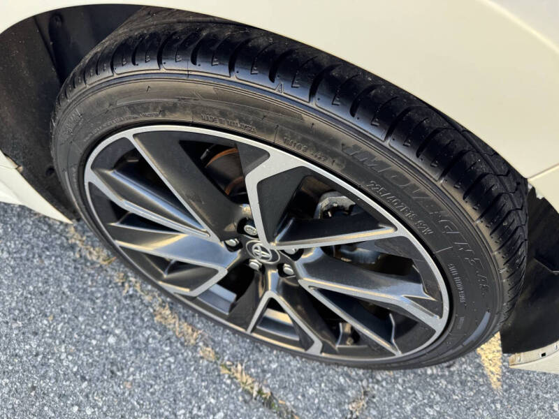 2019 Toyota Corolla Hatchback XSE