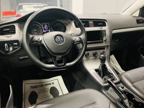 2015 Volkswagen Golf TSI S