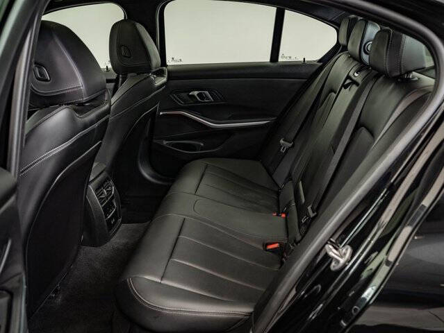 2025 BMW 3 Series 330i xDrive