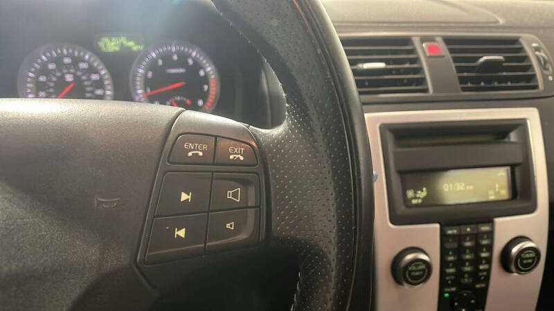 2011 Volvo C70 T5