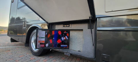 2010 Newmar Ventana 3933